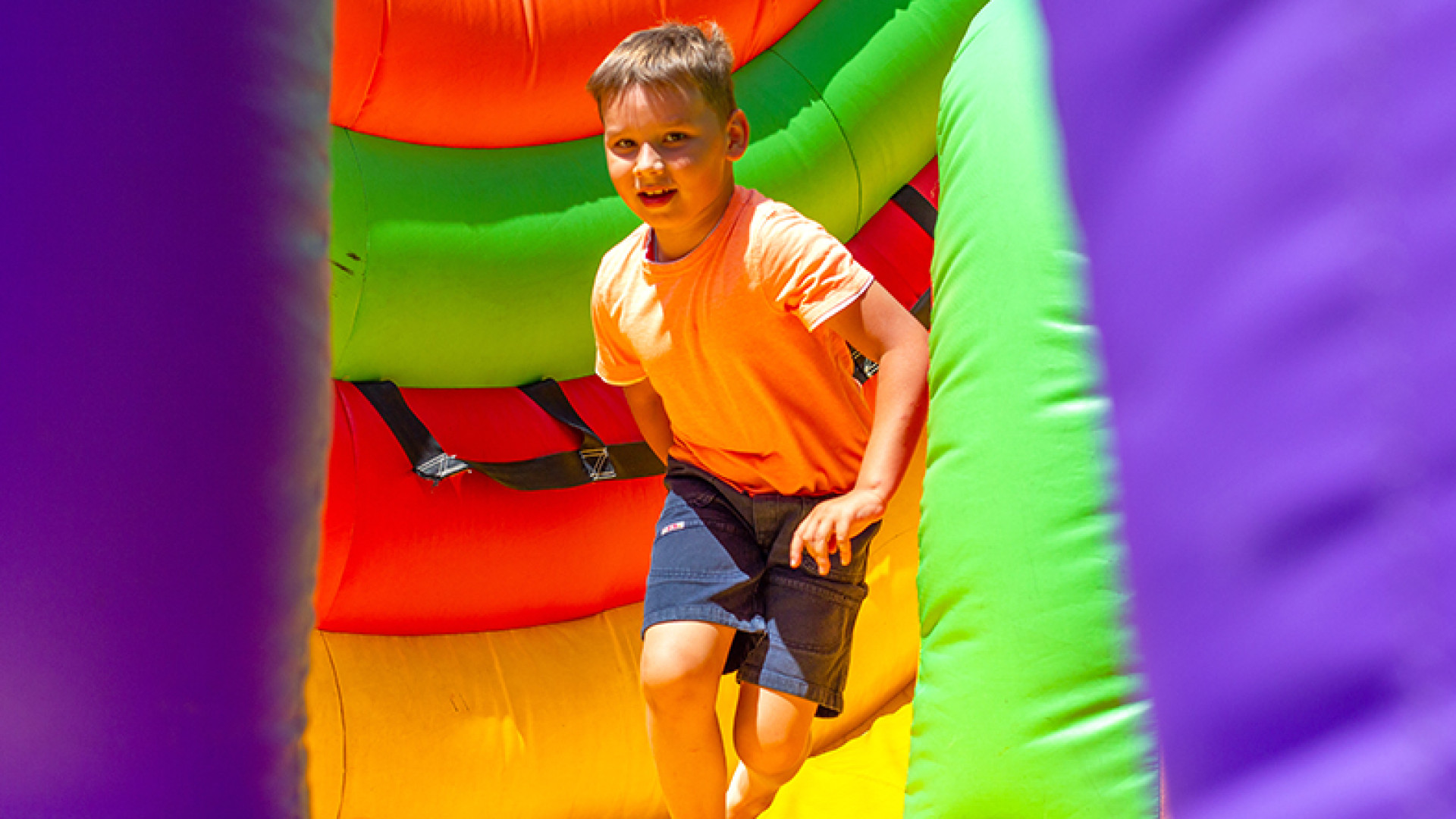 Springkussenfestijn jongen springkussen verkleind