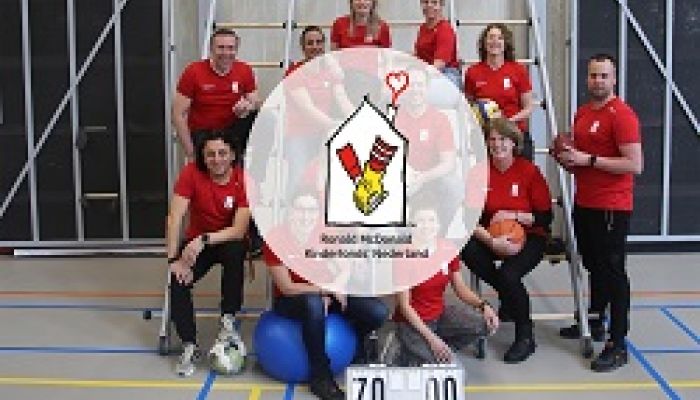 Teamfoto HomeWalk Sportbedrijf Raalte.jpg